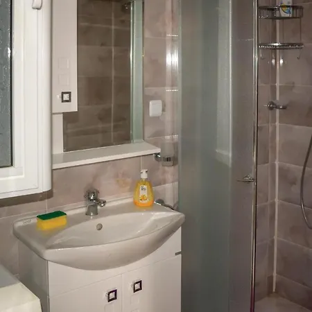 Three-bedroom Holiday In *